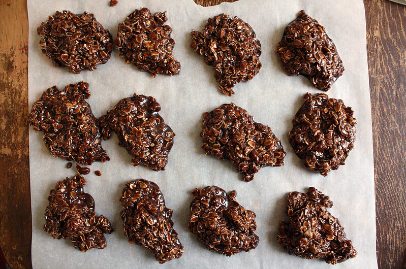 A Nostalgic No Bake Cookies Recipe That Tastes Like Childhood